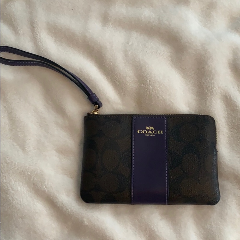 Coach wrist wallet (new)